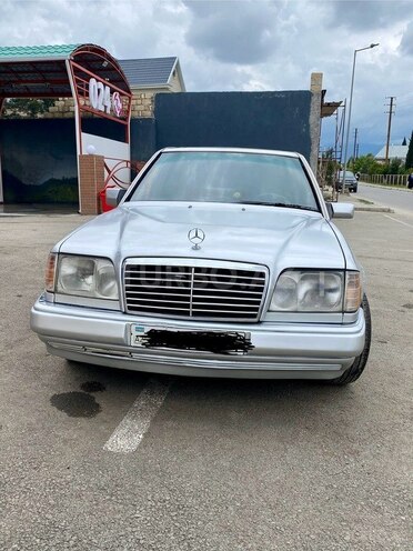 Mercedes E 220 1994, 396,416 km - 2.2 l - Gəncə