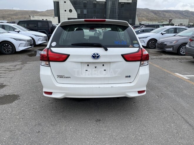 Toyota Corolla Fielder 2019, 105,000 km - 1.5 л - Bakı