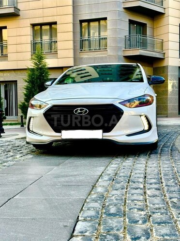 Hyundai Elantra 2017, 115,567 km - 2.0 л - Bakı