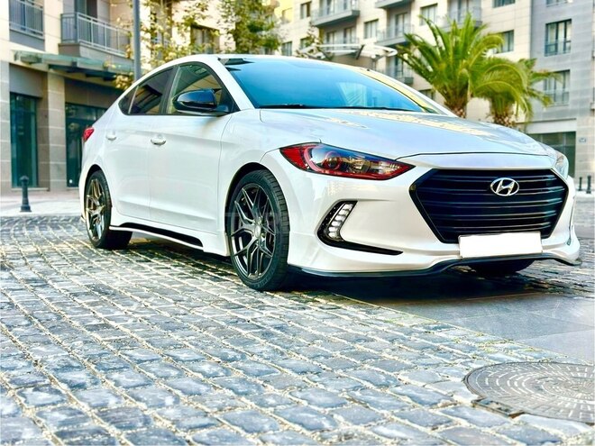 Hyundai Elantra 2017, 115,567 km - 2.0 л - Bakı