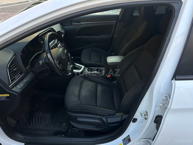 Hyundai Elantra 2017, 115,567 km - 2.0 л - Bakı