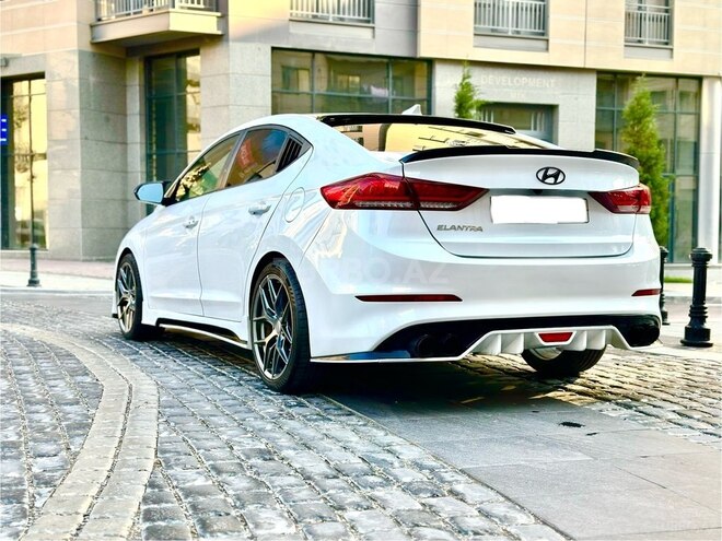 Hyundai Elantra 2017, 115,567 km - 2.0 л - Bakı