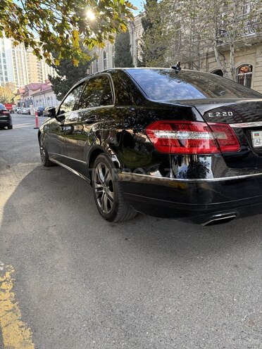 Mercedes E 220 d 2012, 290,000 km - 2.2 l - Bakı