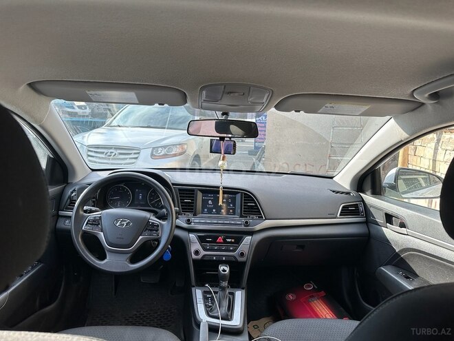 Hyundai Elantra 2018, 128,748 km - 2.0 л - Bakı