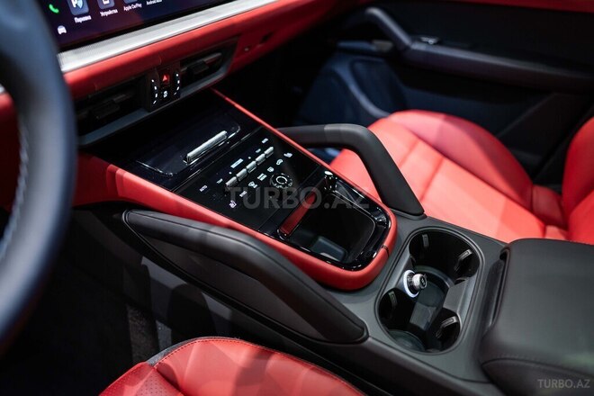 Porsche Cayenne-10