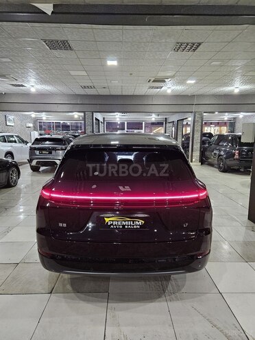 Li Auto L7-6