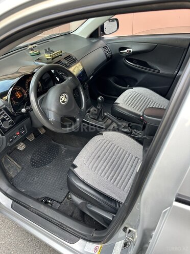 Toyota Corolla 2009, 157,681 km - 1.4 l - Bakı