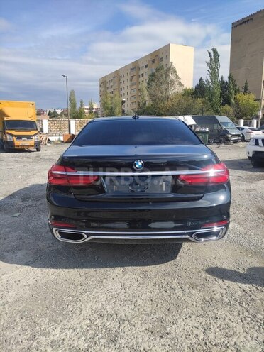 BMW 740 2016, 196,235 km - 3.0 l - Bakı