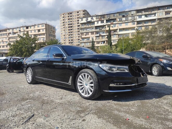 BMW 740 2016, 196,235 km - 3.0 l - Bakı
