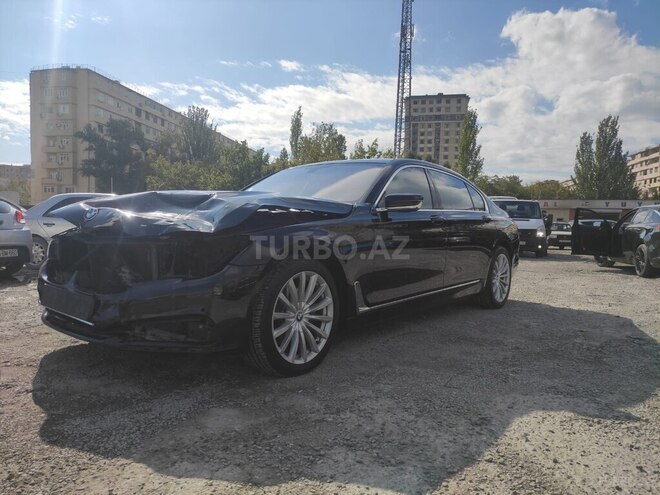 BMW 740 2016, 196,235 km - 3.0 l - Bakı