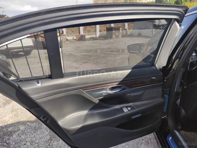 BMW 740 2016, 196,235 km - 3.0 l - Bakı