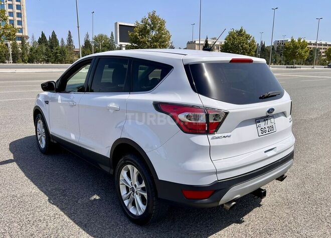 Ford Escape 2017, 185,000 km - 1.5 l - Bakı