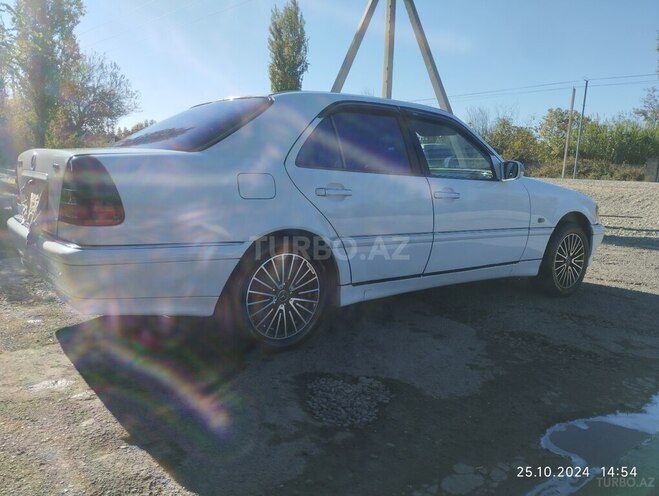 Mercedes C 220 d 2000, 360,000 km - 2.2 l - İmişli