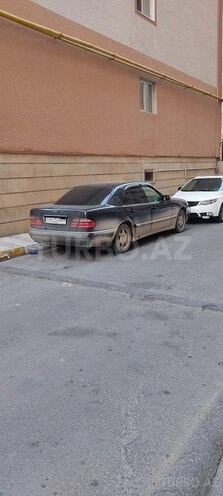 Mercedes E 200 1998, 445,000 km - 2.0 l - Xırdalan