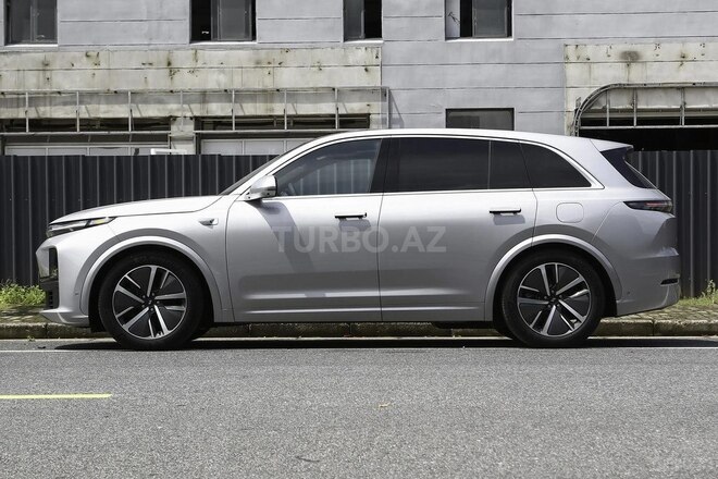 Li Auto L7-5