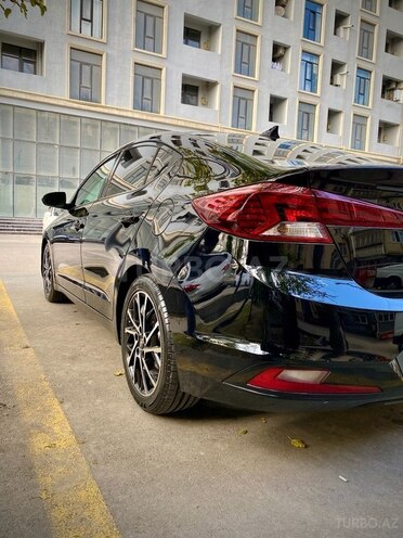 Hyundai Elantra 2018, 107,000 km - 2.0 l - Bakı
