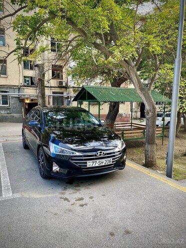 Hyundai Elantra 2018, 107,000 km - 2.0 l - Bakı