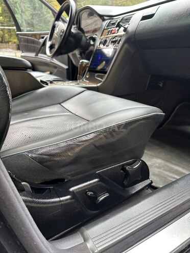 Mercedes E 240 2001, 365,000 km - 2.4 l - Qəbələ