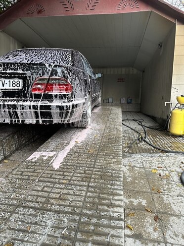 Mercedes E 240 2001, 365,000 km - 2.4 l - Qəbələ