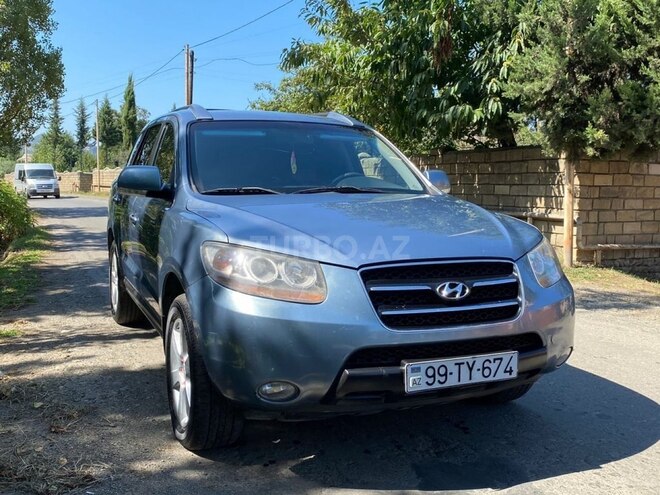 Hyundai Santa Fe 2008, 200,000 km - 2.0 l - Astara
