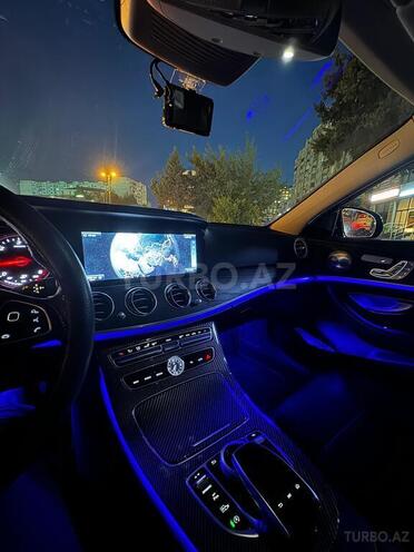 Mercedes E 220 d 2016, 129,000 km - 2.2 l - Bakı