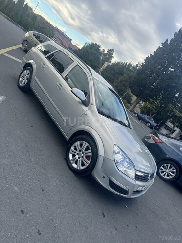 Opel Astra 2005, 273,000 km - 1.3 л - Qax