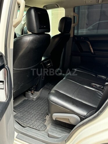 Toyota Land Cruiser Prado 2010, 178,000 km - 2.7 l - Bakı
