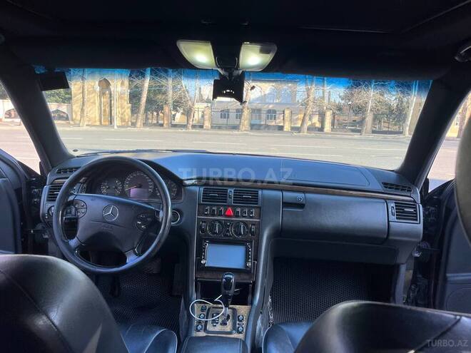 Mercedes E 320 2000, 224,000 km - 3.2 l - Mingəçevir