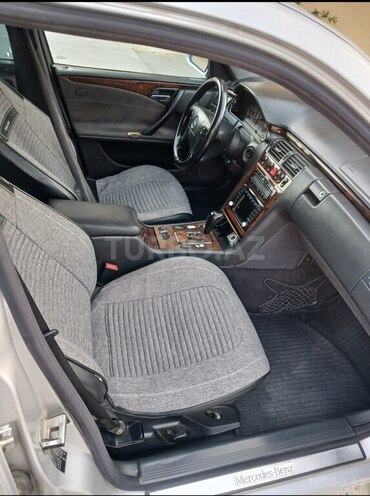 Mercedes E 220 d 2001, 650,000 km - 2.2 л - Saatlı