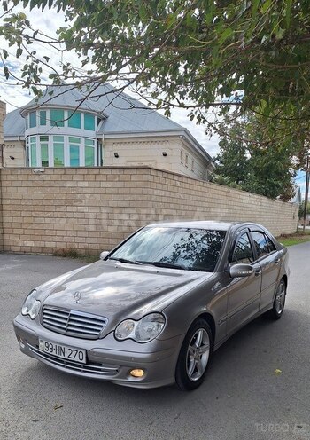Mercedes C 220 d 2005, 480,000 km - 2.2 l - Bakı