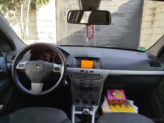 Opel Astra 2009, 239,000 km - 1.4 l - Bakı