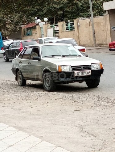 LADA (VAZ) 2107 1997, 450,000 km - 1.5 l - Samux