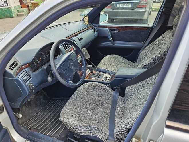 Mercedes E 200 1997, 627,420 km - 2.0 l - Bakı