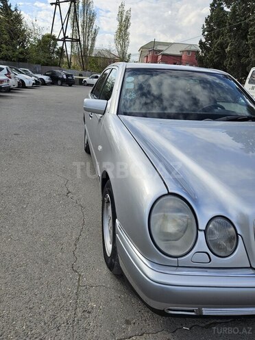 Mercedes E 200 1997, 627,420 km - 2.0 l - Bakı