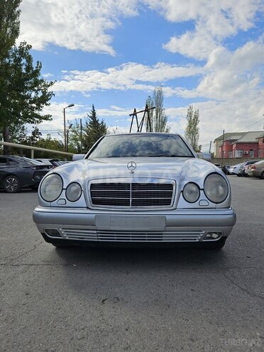 Mercedes E 200 1997, 627,420 km - 2.0 l - Bakı