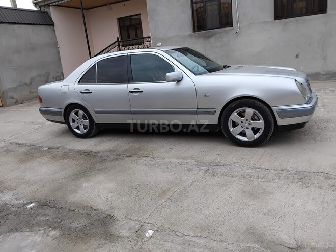 Mercedes E 200 1996, 280,000 km - 2.0 л - Şəmkir