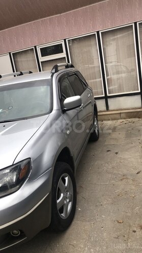 Mitsubishi Outlander 2004, 338,000 km - 2.4 л - Qusar