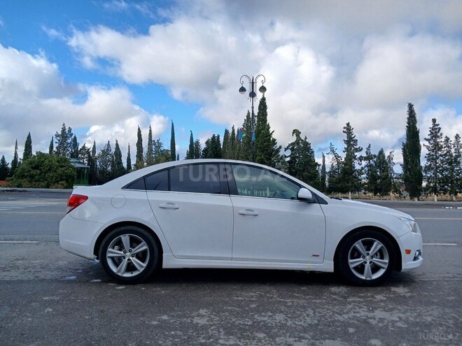 Chevrolet Cruze 2014, 254,054 km - 1.4 л - Şirvan
