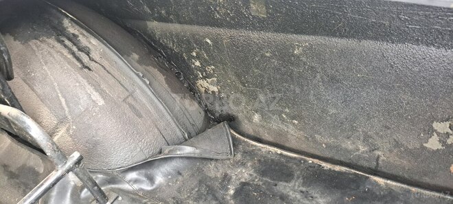GAZ 3102 1998, 156,000 km - 2.4 l - Qazax