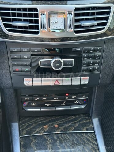 Mercedes E 220 d 2015, 193,500 km - 2.2 l - Bakı