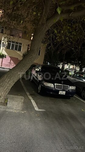 Mercedes C 240 1999, 289,000 km - 2.4 l - Bakı