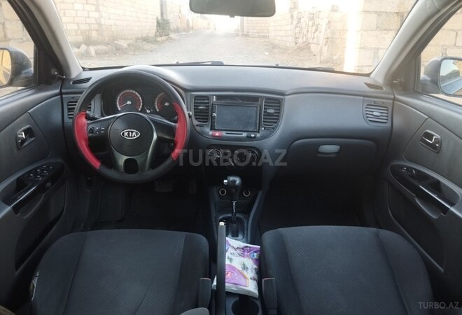 Kia Rio 2011, 240,000 km - 1.4 l - Bakı