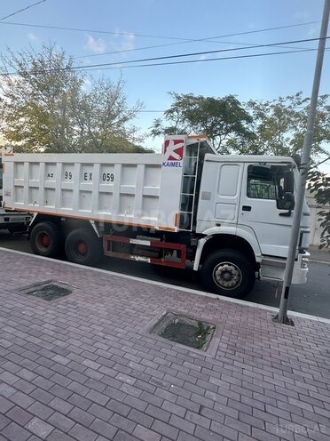 HOWO Sinotruk 2013, 200,000 km - 9.7 l - Gəncə