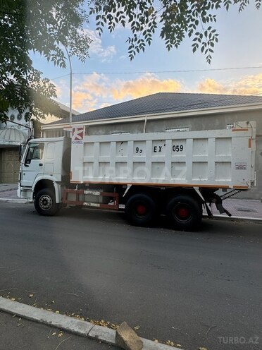 HOWO Sinotruk 2013, 200,000 km - 9.7 l - Gəncə