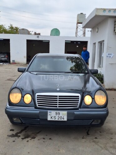 Mercedes E 320 1997, 282,000 km - 3.2 l - Bakı