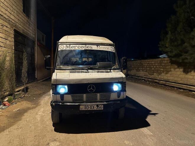 Mercedes 208 D 1994, 390,000 km - 2.3 l - Bakı