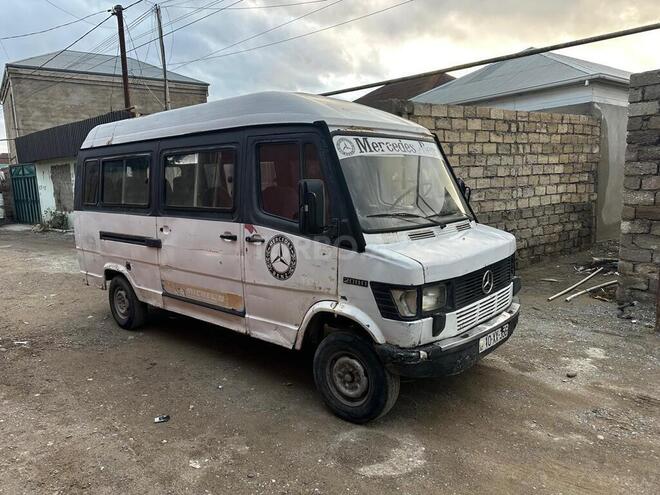 Mercedes 208 D 1994, 390,000 km - 2.3 l - Bakı