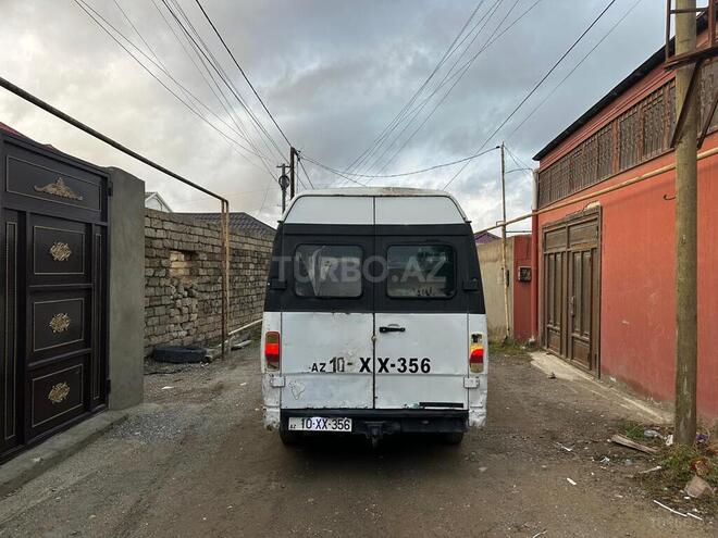 Mercedes 208 D 1994, 390,000 km - 2.3 l - Bakı
