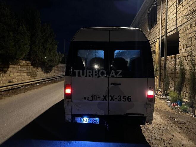 Mercedes 208 D 1994, 390,000 km - 2.3 l - Bakı