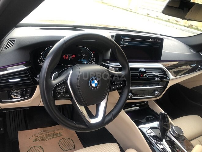 BMW 530e 2022, 31,000 km - 2.0 л - Bakı